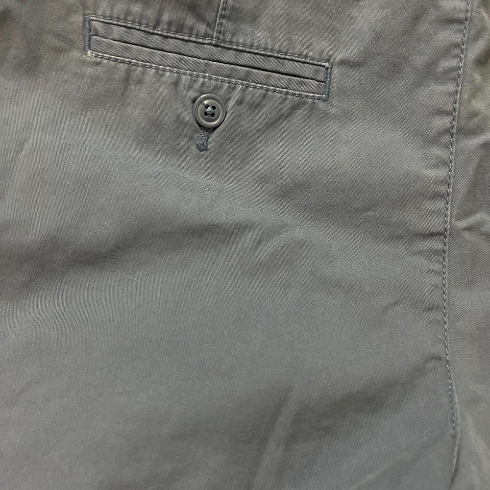 Gap size 10 slate blue chino shorts - Picture 8 of 8